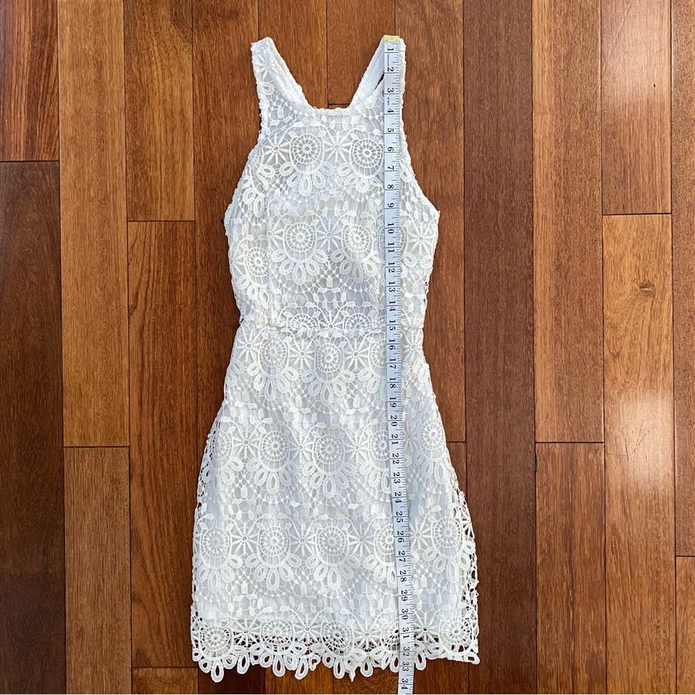 Hollister Co. High Neck Cut Out Back Crochet Lace White Dress Women's Size XS - Picture 11 of 14